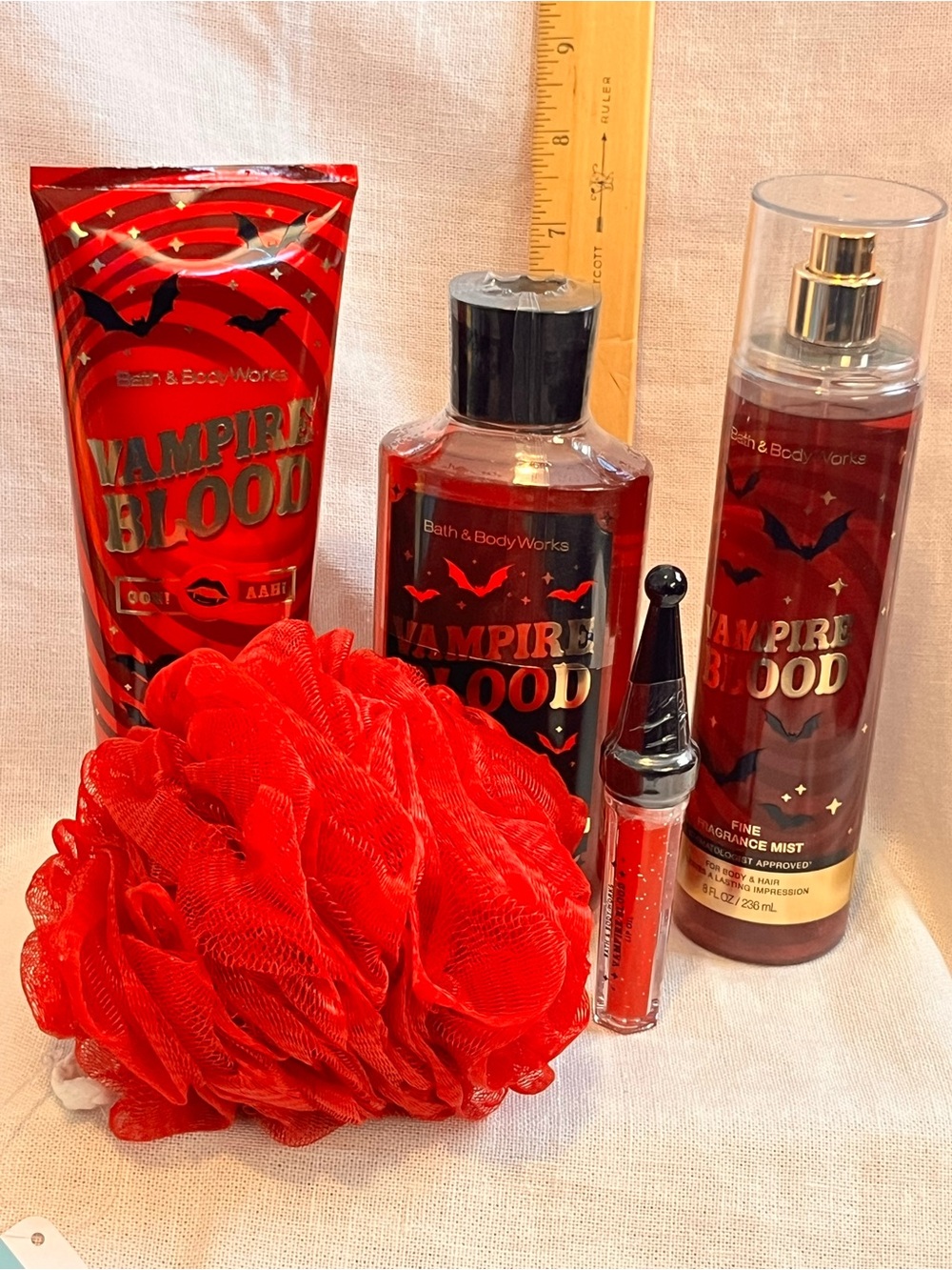 Bath & Body Works Vampire Blood Red Body Care Bundle - Picture 2 of 7